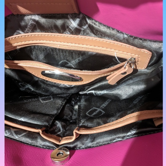 Ellen Tracy Pink Handbag - Picture 3 of 5